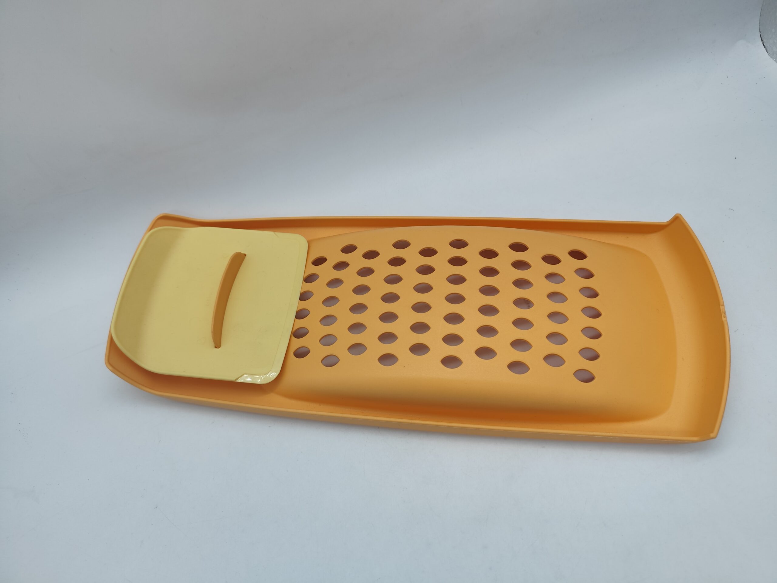 Tupperware Spätzleria Spätzle-Reibe – Bild 4